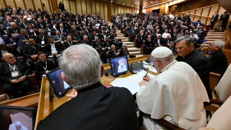 Зустріч Папи з парафіяльними священниками