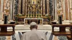 Papa Francisc în fața icoanei Fecioarei Maria, ”Salus Populi Romani”