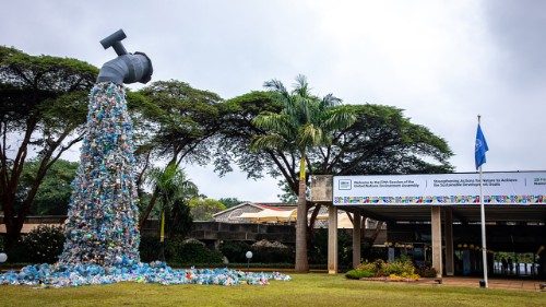 An image of the plastic art installation at the United Nations office in Nairobi. (UNEP)  