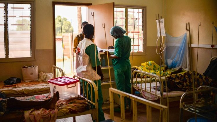 1 em cada 2 crianças não tem acesso a serviços de saúde na República Centro-Africana.