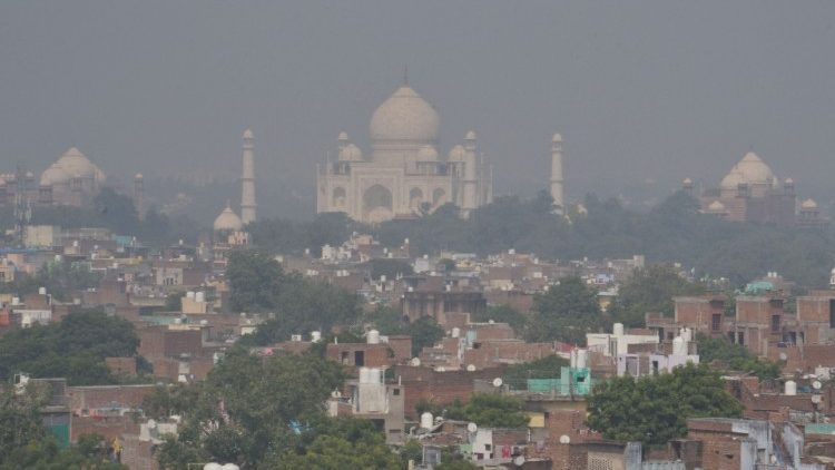Smog in Agra - eine Aufnahme von 2022