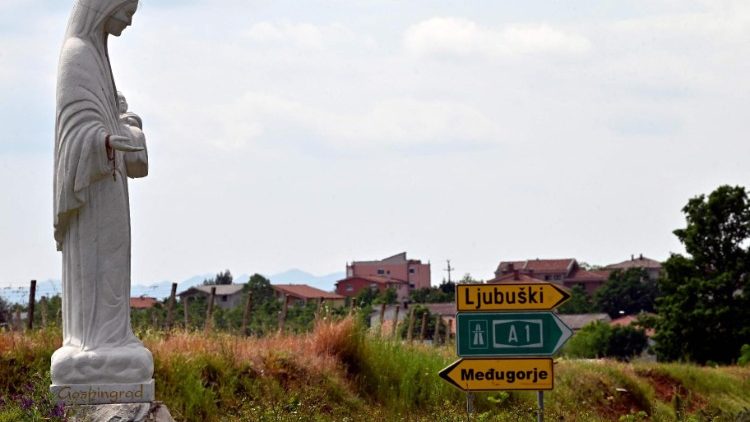 Pope to Medjugorje Youth Festival: Be like Mary, the authentic disciple