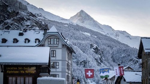 Schweiz: Synodale Strukturen im Bistum Basel weiterentwickelt