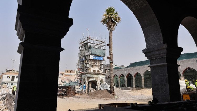 Wiederaufbauarbeiten an der al-Nuri Moschee aus dem 12. Jahrhundert in Mossul