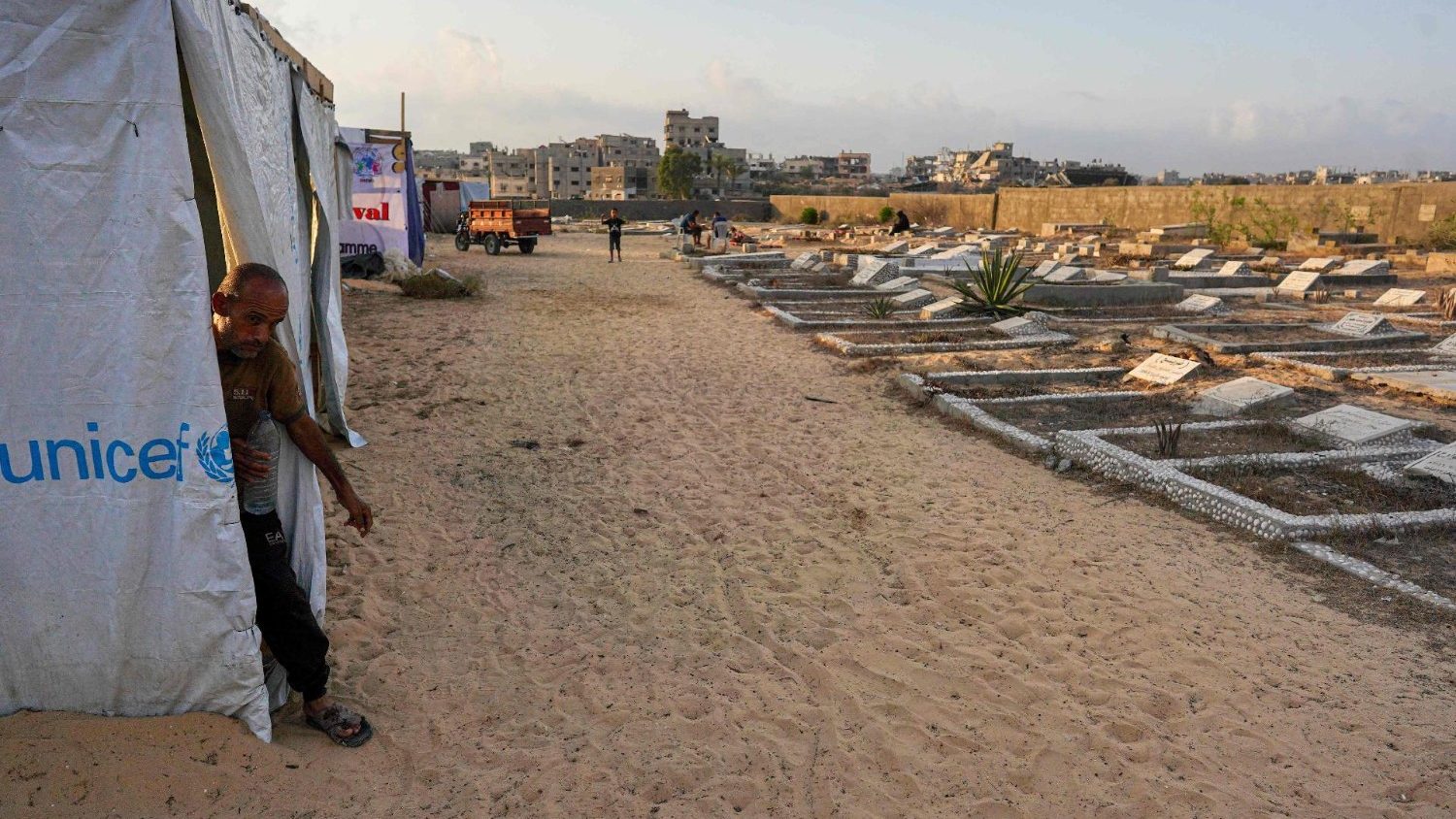 Under threat of bombardment, Gazans continue to seek safe havens
