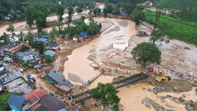 Religious and community groups unite for Kerala landslide recovery