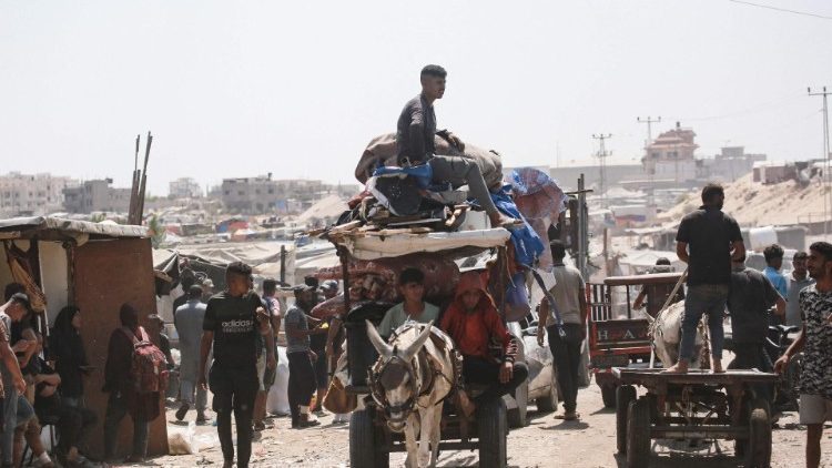 Refugiados palestinos em Khan Yunis