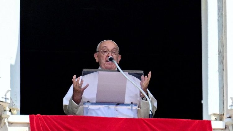 Papst Franziskus beim Angelus am heutigen Sonntag