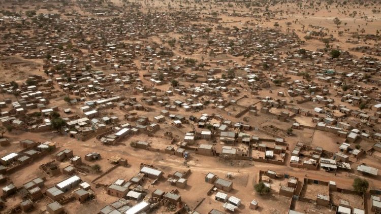 Une vue aérienne de Barsalogho, village du Centre-nord du Burkina Faso, victime des attaques terroristes samedi 23 novembre 2024