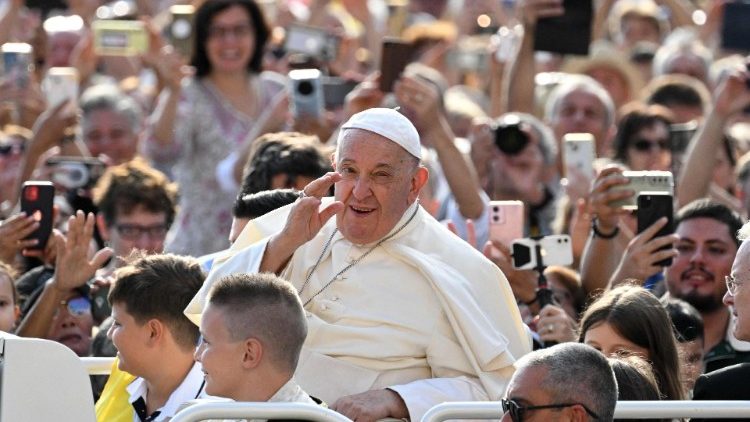 VATICAN-RELIGION-POPE-AUDIENCE