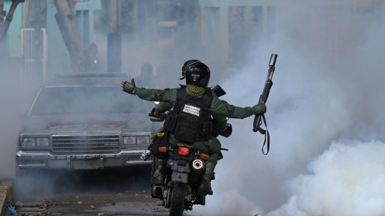 Venezuela, la Guardia Nacional en acción.