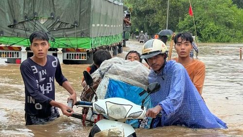 Papst: Solidarisch mit Opfern von Tropensturm in Vietnam