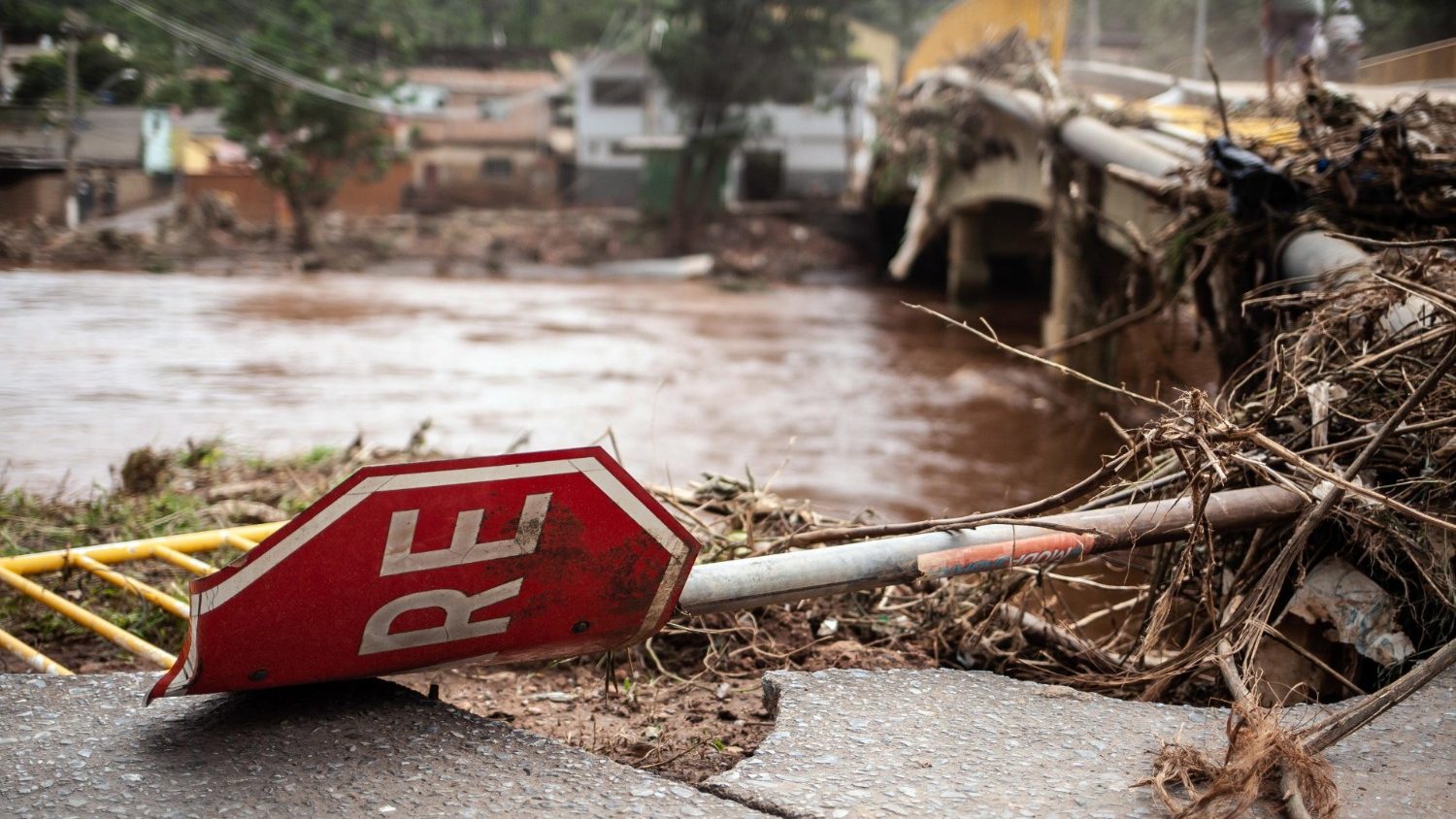 Brazil Many dead in floods and landslides Catholic Mass Online Search