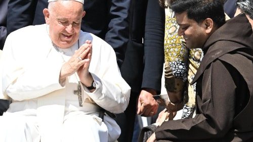 Папа Франциск: заново открыть призвание к святости