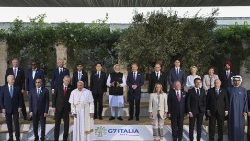 Uno scatto dal G7 in Puglia (Ansa)