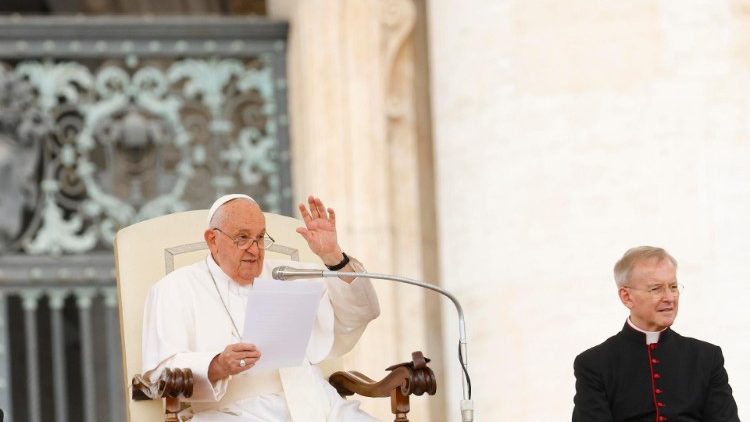 Papst Franziskus bei der Generalaudienz am 19.6.2024