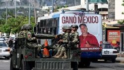 Mexikanische Armee patrouilliert in Acapulco 
