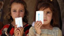 Campanha de vacinação contra a poliomielite em Kandahar.