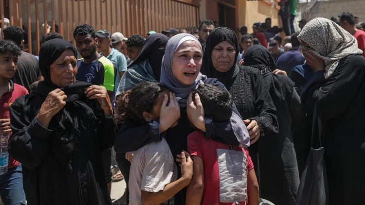 Påvens appell vid Angelus den 14 juli 2024: Fred för befolkningar som förtrycks av krigets fasor