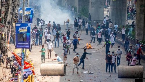 Bangladesh: Students’ protests over job quota system escalate 