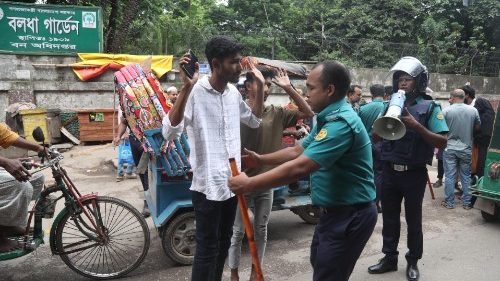 Bangladesch: Reisewarnungen und Mahnung zu Dialog