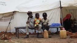 Tábor vnútorne vysídlených ľudí v sudánskom meste (24.jú 2024)