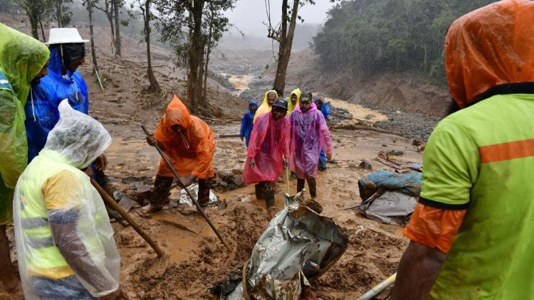 Search operations continue as India landslide death toll rises 