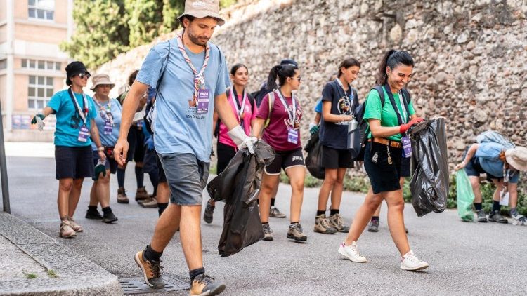 Alguns participantes da Rota Nacional da associação italiana em Verona