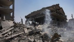 Edificios destruidos por bombardeos en Palestina