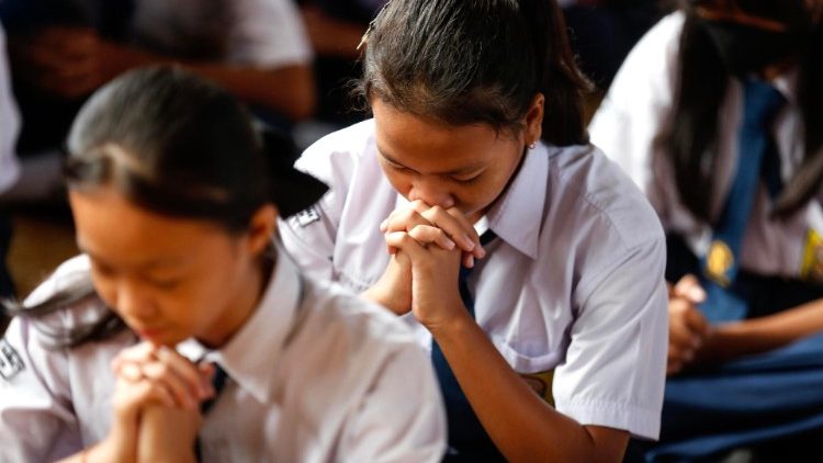 Indonesian children prepare for Pope Francis' Apostolic Visit