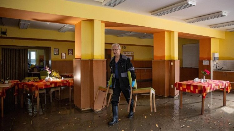 Hochwasser in einer Seniorenresidenz in Tschechien, 16.9.2024