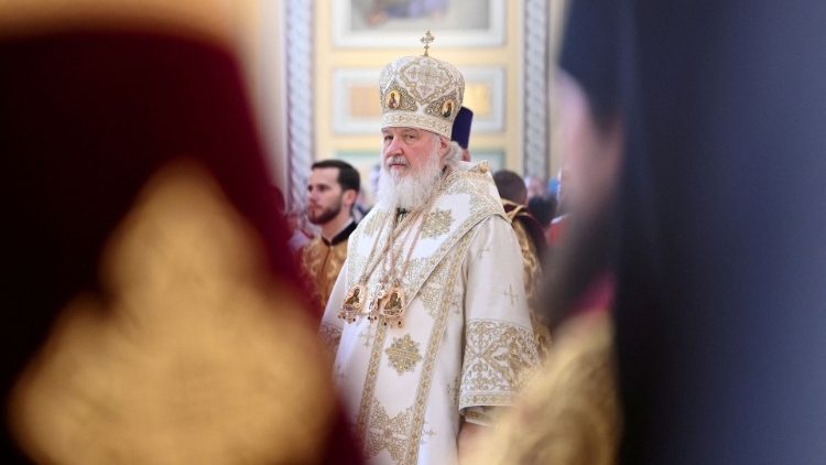 Unter Vorsitz von Patriarch Kyrill I. setzte das Leitungsgremium, der Heilige Synod, eine Kommission zur „Untersuchung der Lage der Dinge” in Hilarions Diözese Budapest-Ungarn ein.