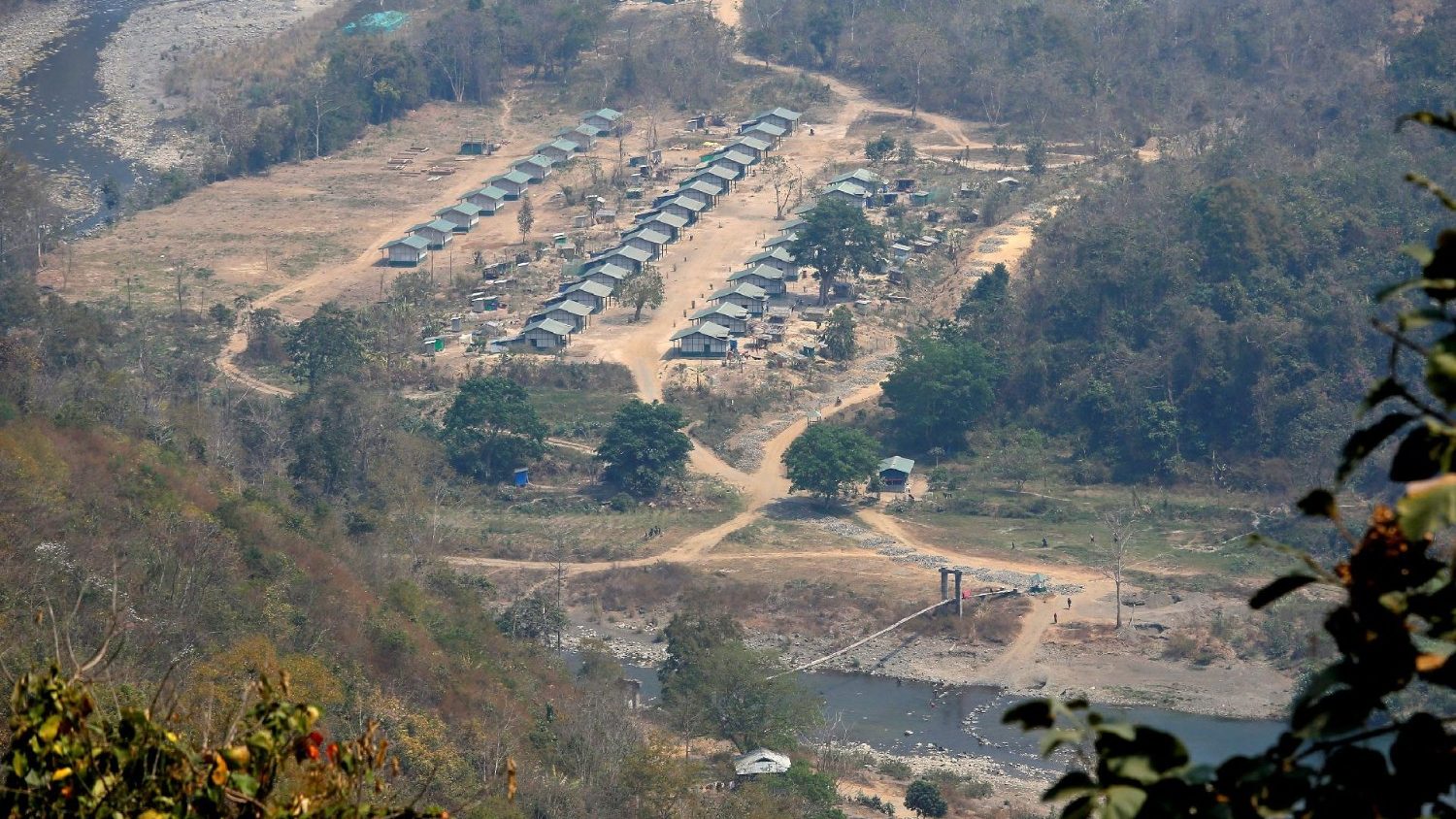 Los rebeldes de Birmania luchan contra el régimen militar - The New York  Times