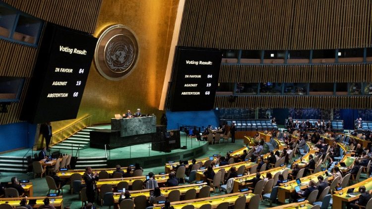 UN-Generalversammlung stimmte in New York über Resolution zum Völkermord in Srebrenica ab