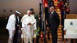 Pope Francis arrives in Papua New Guinea