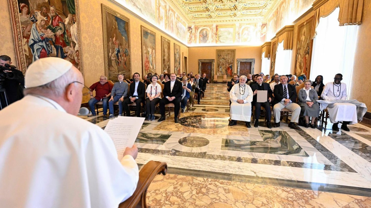 Pope to missionaries: 'Proclaim Christ above all by your witness of life' - Vatican  News