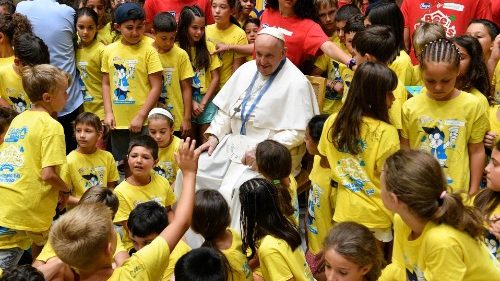 Papež pozdravil dětské účastníky vatikánského příměstského tábora