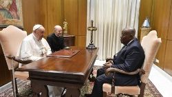 Папа Франциск с президента на Гана