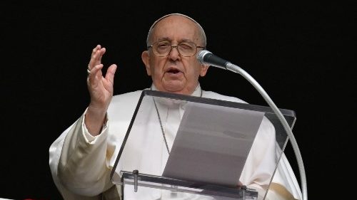 Pope: Conflicts require peaceful solutions, negotiations