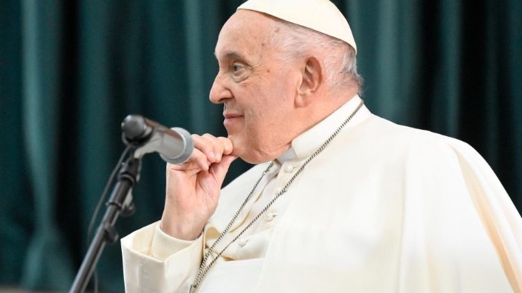 Påven under mötet i Roms förort den 5 april