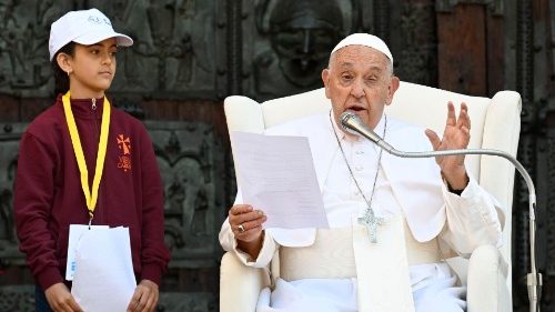 Papst an Kinder: Seid ein Zeichen für den Frieden