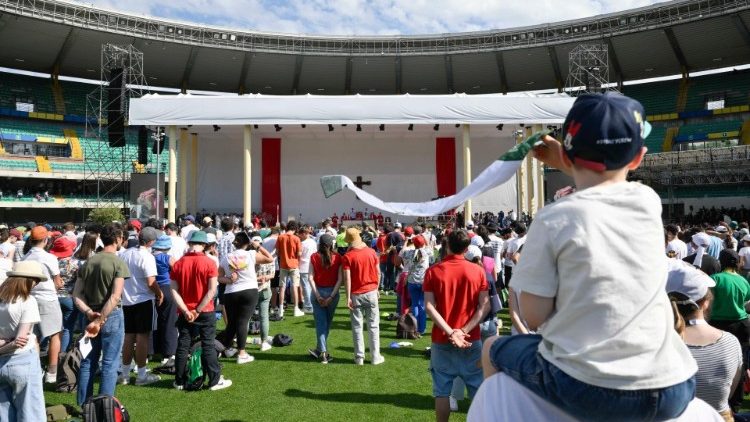 Mše na veronském stadionu