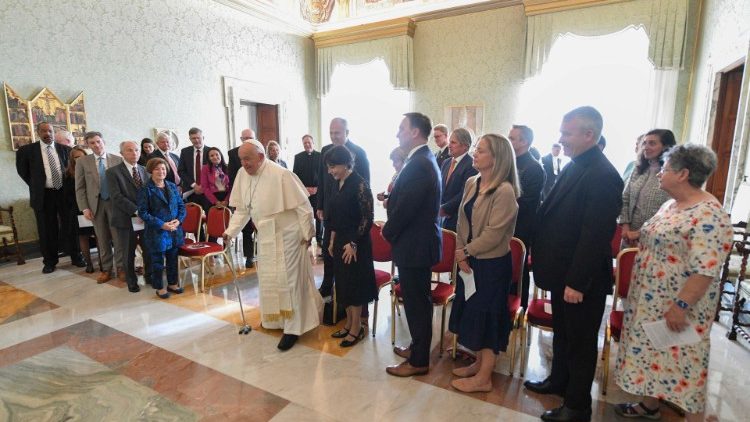 Ferenc pápa a chicágói jezsuita egyetem küldöttségével