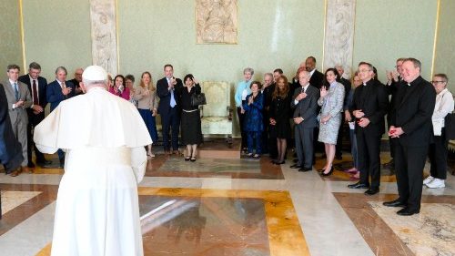 Le Pape insiste sur la formation des consciences à la dignité de la personne