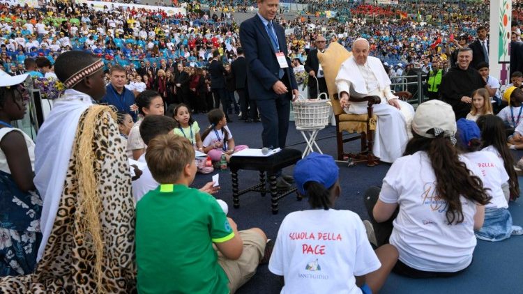 Ein Papst zum Anfassen zeigte sich am Samstag in Rom