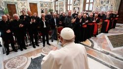 教宗接見聖座聖職部全體大會的與會神長