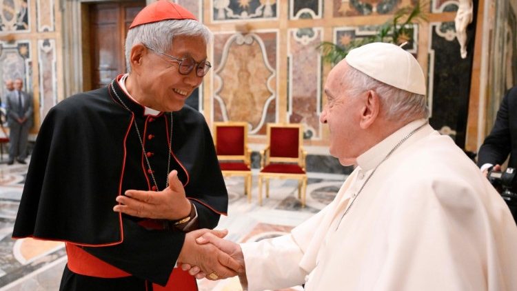 Papa Franjo s kardinalom Lazzarom You Heung-sikom, prefektom Dikasterija za kler