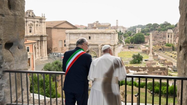 البابا فرنسيس: روما هي مدينة عالميّة وفريدة