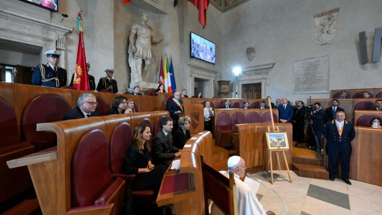 البابا فرنسيس: روما هي مدينة عالميّة وفريدة