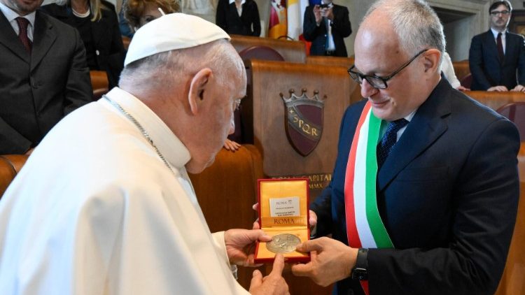 Pope Francis and Mayor Gualtieri